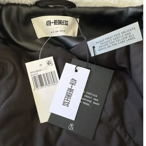 4TH & RECKLESS Vegan Leather Black Bomber Jacket with Faux Fur trim XS - Picture 5 of 5